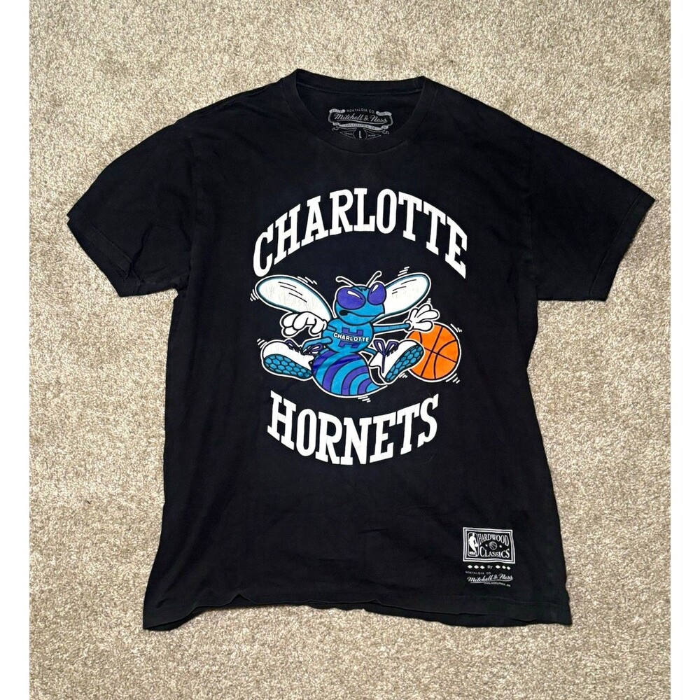 Mitchell & Ness Hardwood Classics Charlotte Hornets Black SS Shirt L Basketball